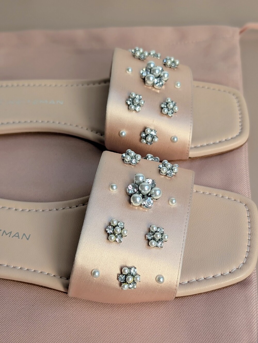 NWT Stuart Weitzman Poppy Embellished Slide Sandals Blush Pearl Crystal Size 8 - Picture 2 of 11